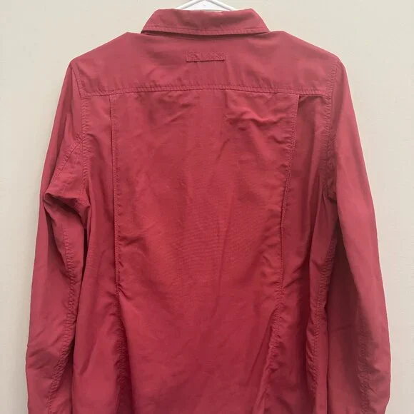 Duluth Trading Company Button Down Shirt - Coral Color - Size Medium - Picture 5 of 5